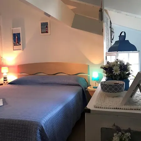 Bed & Breakfast Faro Bianco