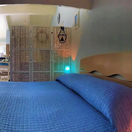 Bed & Breakfast Faro Bianco