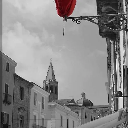 Faro Bianco